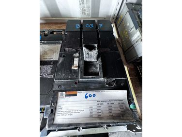 Merlin Gerin 1200A Electrical Breaker