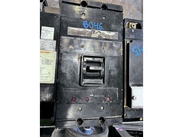 WestingHouse 800A Electrical Breaker