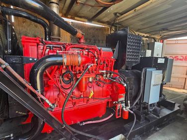 Used Cummins QSX15-G9 500kW Generator Set
