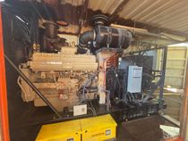 Used Cummins QST30-G5 750kW Generator Set