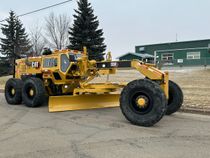 Refurbished Caterpillar 135H Grader