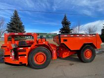 Used EJC/JDT 415 Underground Truck