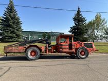 Used JCC 8T BOOM TRUCK