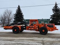Used JCC 8T BOOM TRUCK - CRANE TRUCK