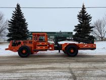 Used JCC 8T BOOM TRUCK - CRANE TRUCK