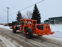 Used JCC 8T BOOM TRUCK - CRANE TRUCK
