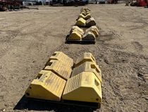 WHEEL CHOCKS-LARGE